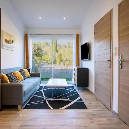 - Clos Saint Jean Appartement *