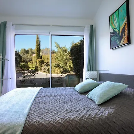 Apartment - Clos Saint Jean *